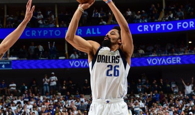 独行侠妙手破解勇士联防 回主场勇士还需镇静回击