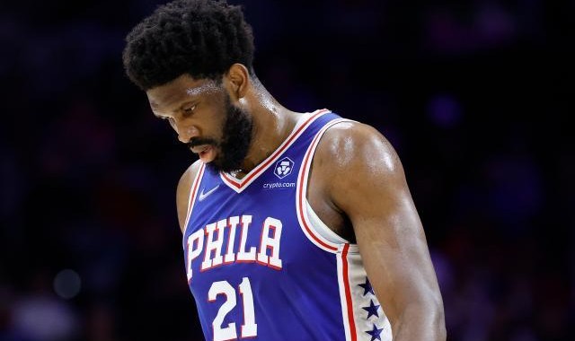 费城难填恩比德缺口 小乔丹表现灾难仍获老里力挺